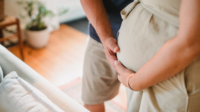 Kwas foliowy – na czym polega jego fenomen w ciąży?